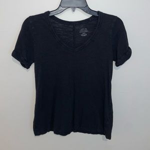 Black tee shirt